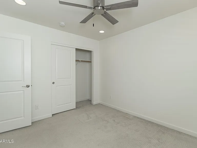 6018 W Hartford Ct — Photo 24