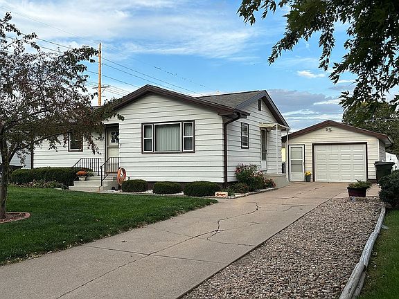 2nd image of 3815 Avenue G