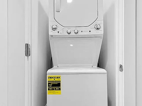 3rd image of 544 6th Ave APT 2