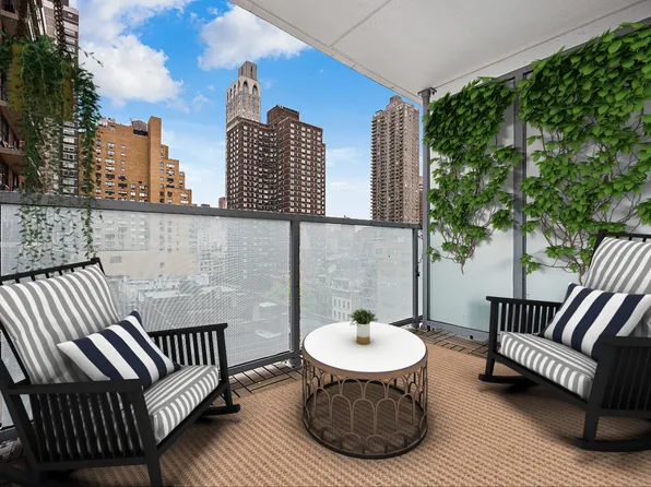 250 East 87th Street 12D image 3 of 18