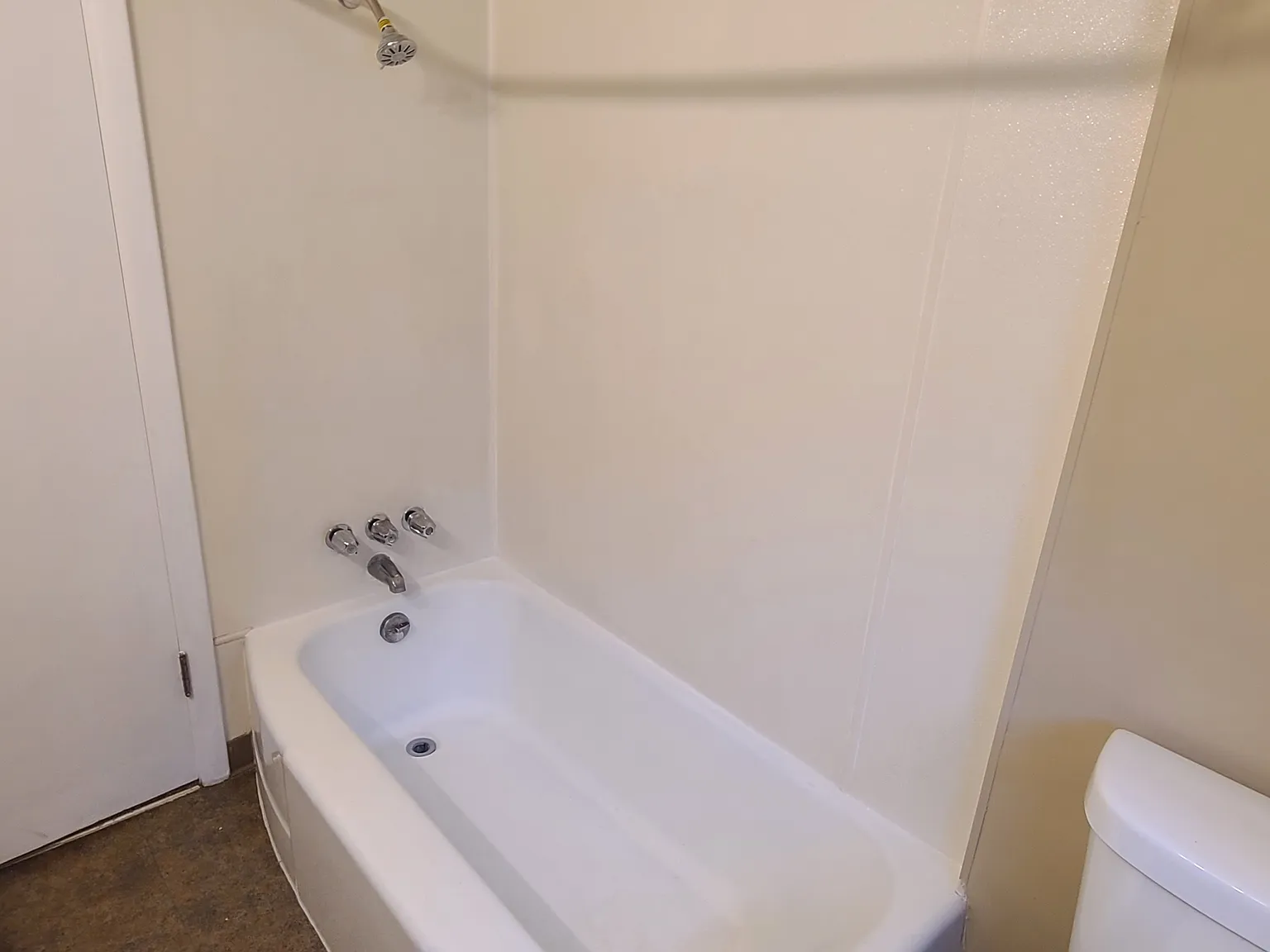 3 bed, 1500 sqft, $2,250 — Photo 4