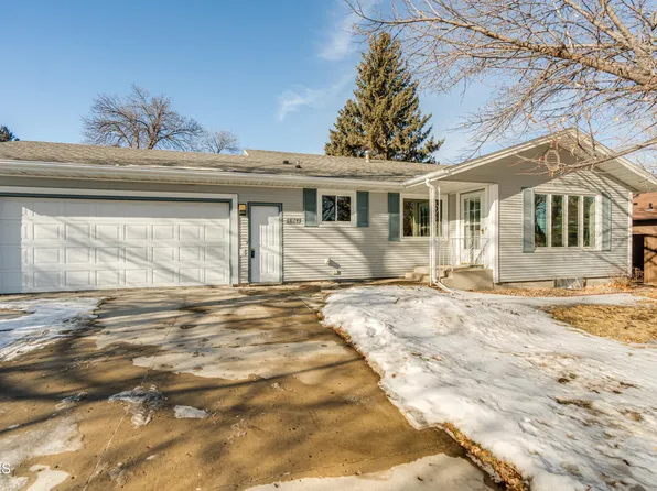 1824 N 20th St, Bismarck, ND 58501