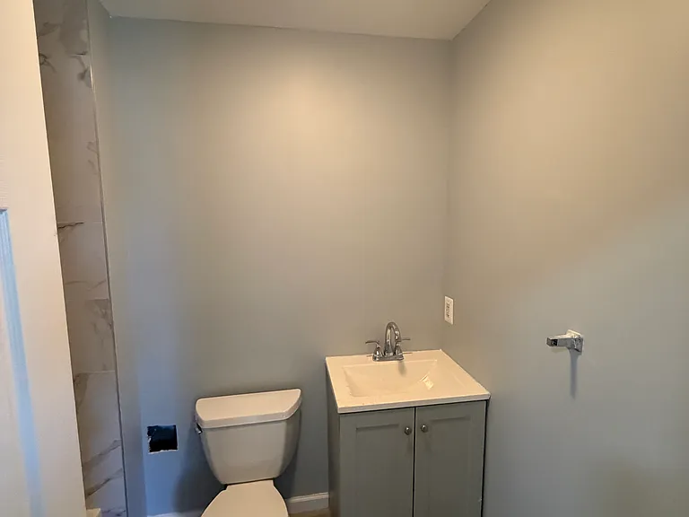 64 Franklin St #1R — Photo 9