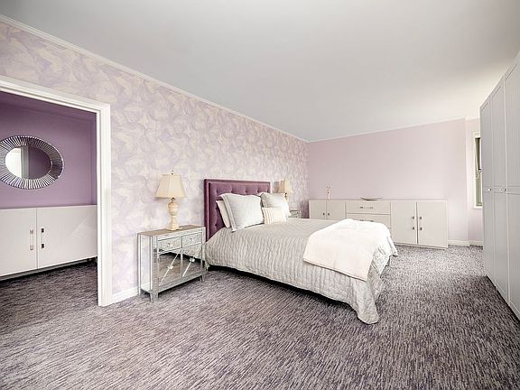 5th image of 150 E 69th St APT 16P