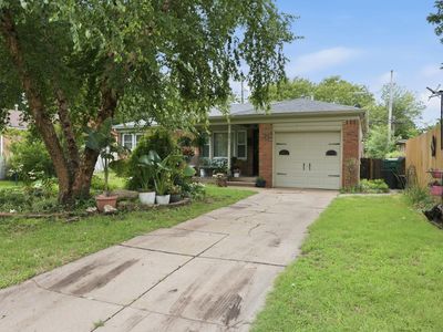 2857 S Larkin Dr, Wichita, KS, 67216