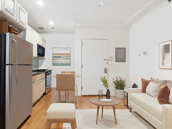 3rd image of 1347 Greene Ave APT 3R
