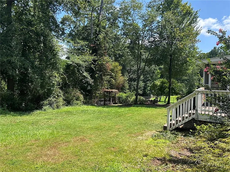 9775 Loblolly Ln — Photo 17