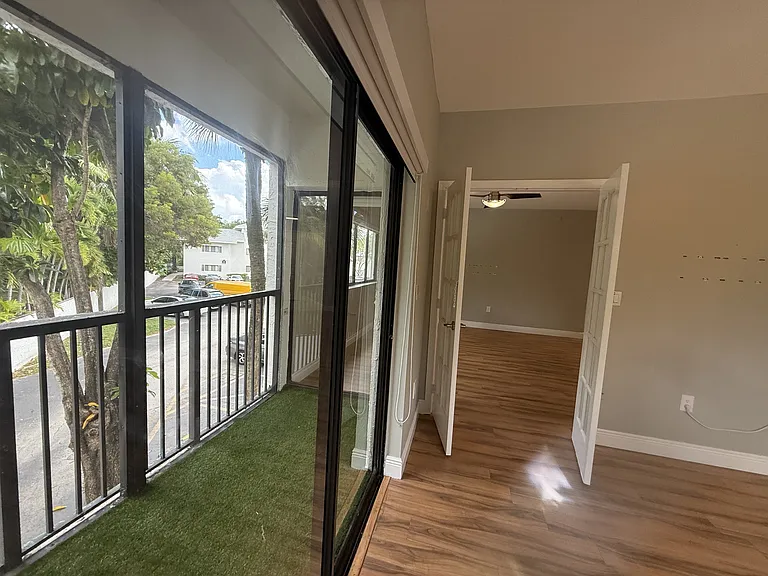 2445 SW 18th Ter #220 — Photo 26