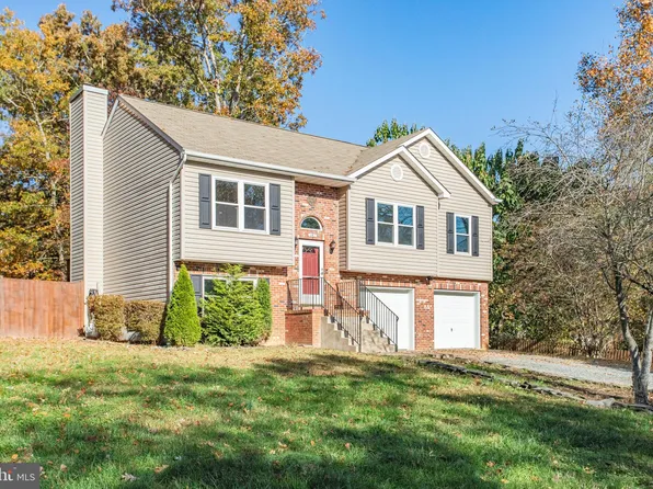 141 Holly Dr, Stafford, VA 22556