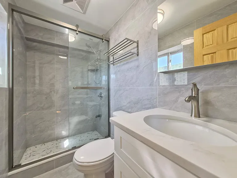 2152 Ford St — Photo 14