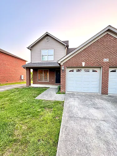 645 Hampton Way #1 Photo 1