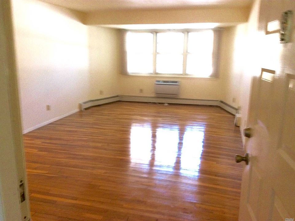 1st image of 164 Fairharbor Dr #164