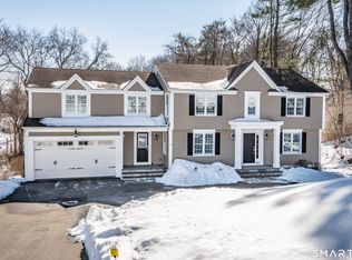 11 Forest Hills Drive, West Hartford, CT 06117