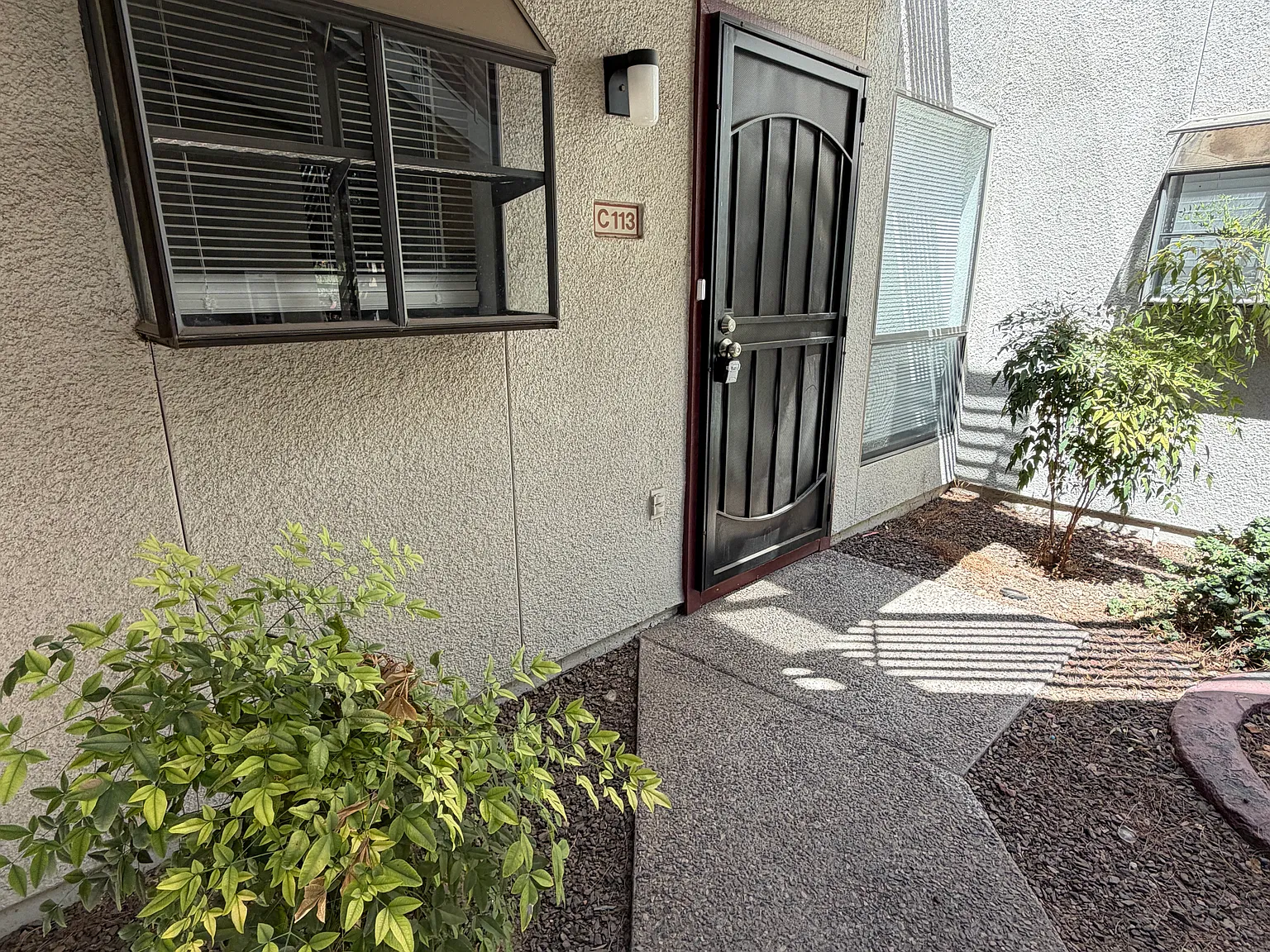 2 bed, 950 sqft, $1,250 — Photo 3