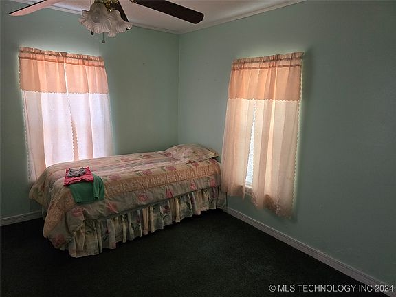 4th image of 212 Lucy Gilmore St