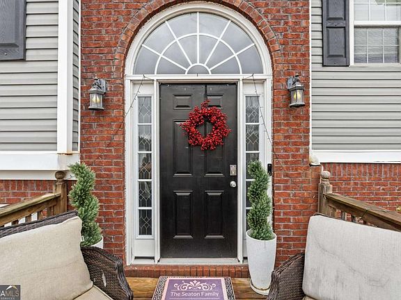 5th image of 40 Pine Shadow Cir
