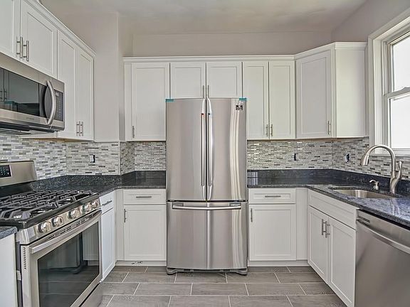 2nd image of 14 Arlington Ave #1