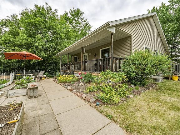 2nd image of 3206 W Folsom
