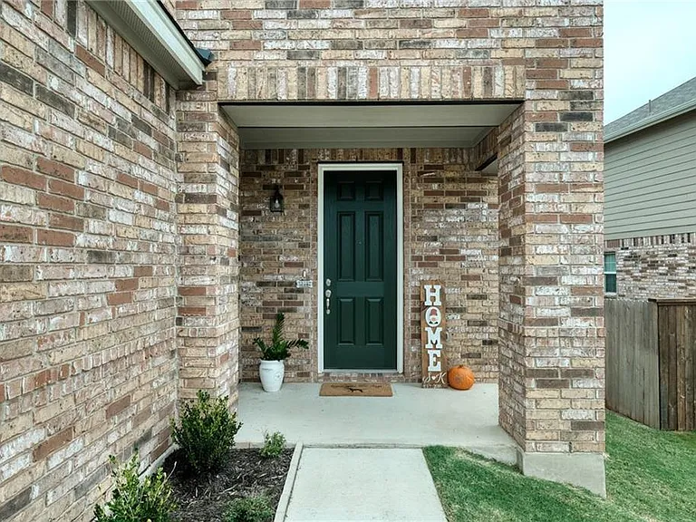 209 Asher Blue Dr — Photo 2