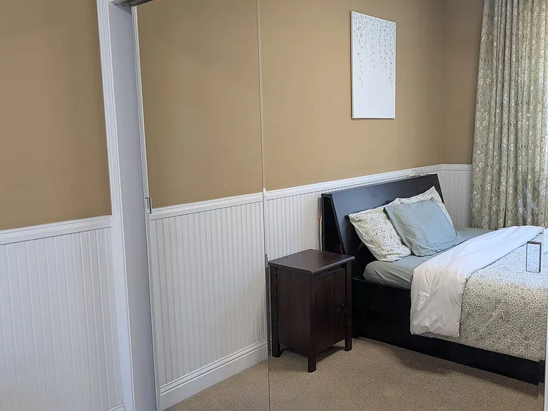 1076 N Jackson Ave — Photo 16