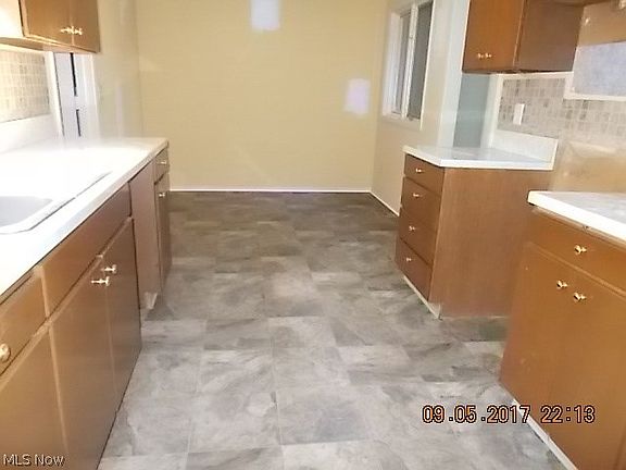 3rd image of 19260 Heather Ln #A-8-2