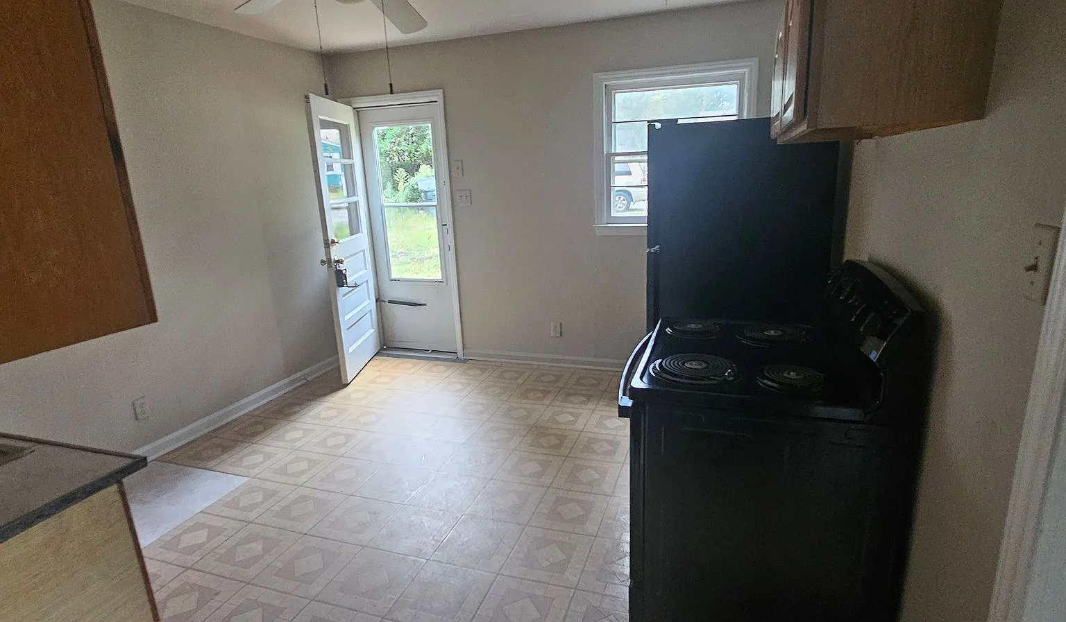 Sixteenth St Duplex-ZEE — Photo 2