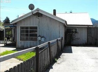 209 W Date St, Powers, OR 97466