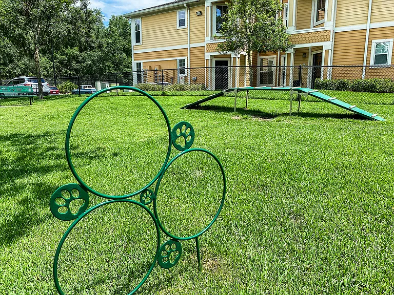 Oakleaf Village Apartments — Photo 16