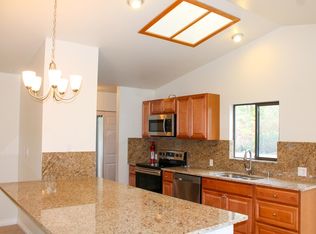 3135 108th Ave SE, Bellevue, WA 98004