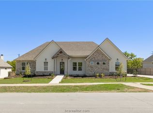 2114 Joe Will Dr, College Station, TX 77845