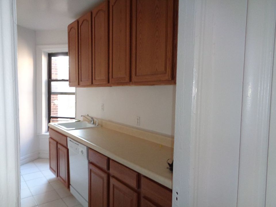 1st image of 120 Garfield Pl APT D6