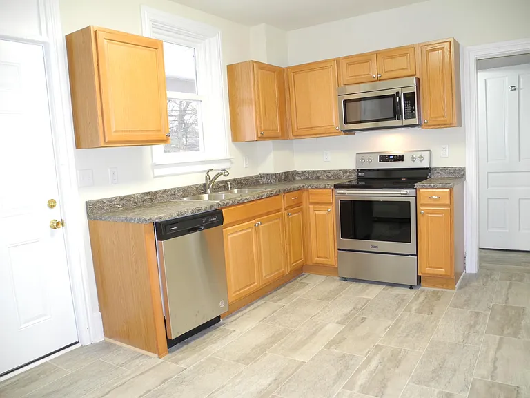 32 S Potomac St #2 — Photo 12