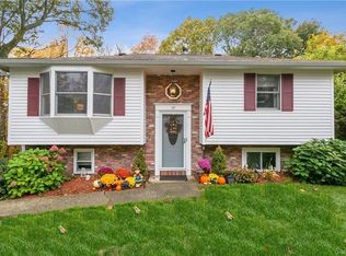 59 Brayton Rd, Carmel, NY 10512