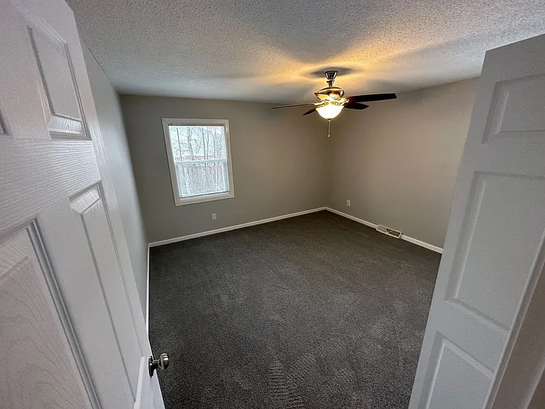 12421 Tyler St NE — Photo 9