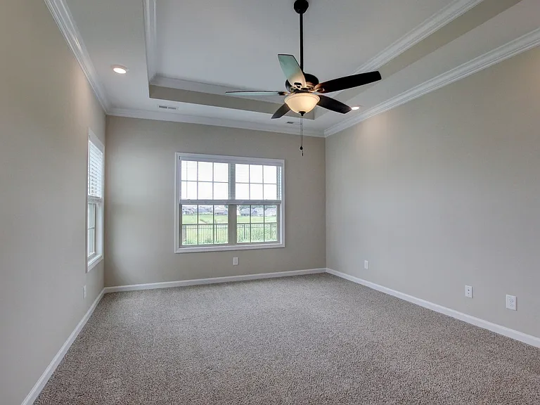 2547 Rafiki Dr — Photo 34