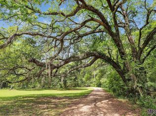 8582 Old Tunica Rd, Saint Francisville, LA 70775