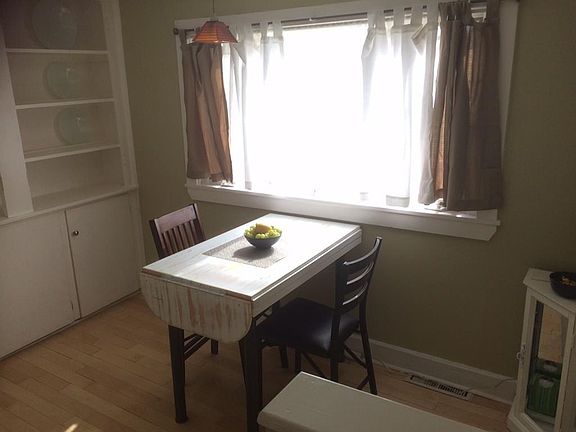 3rd image of 278 Asbury St