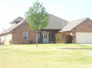 9515 Lake Dr NW, Piedmont, OK 73078