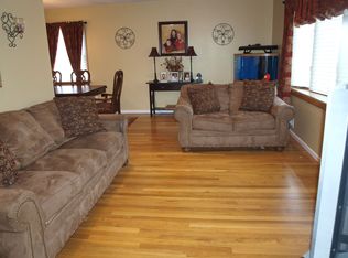 289 Chesterton Ave, Staten Island, NY 10306