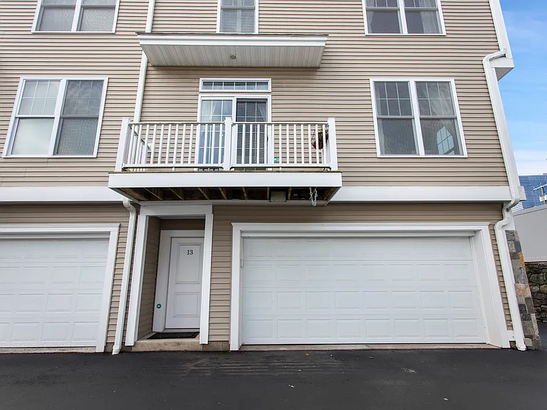 91 W Broad St #13 — Photo 20