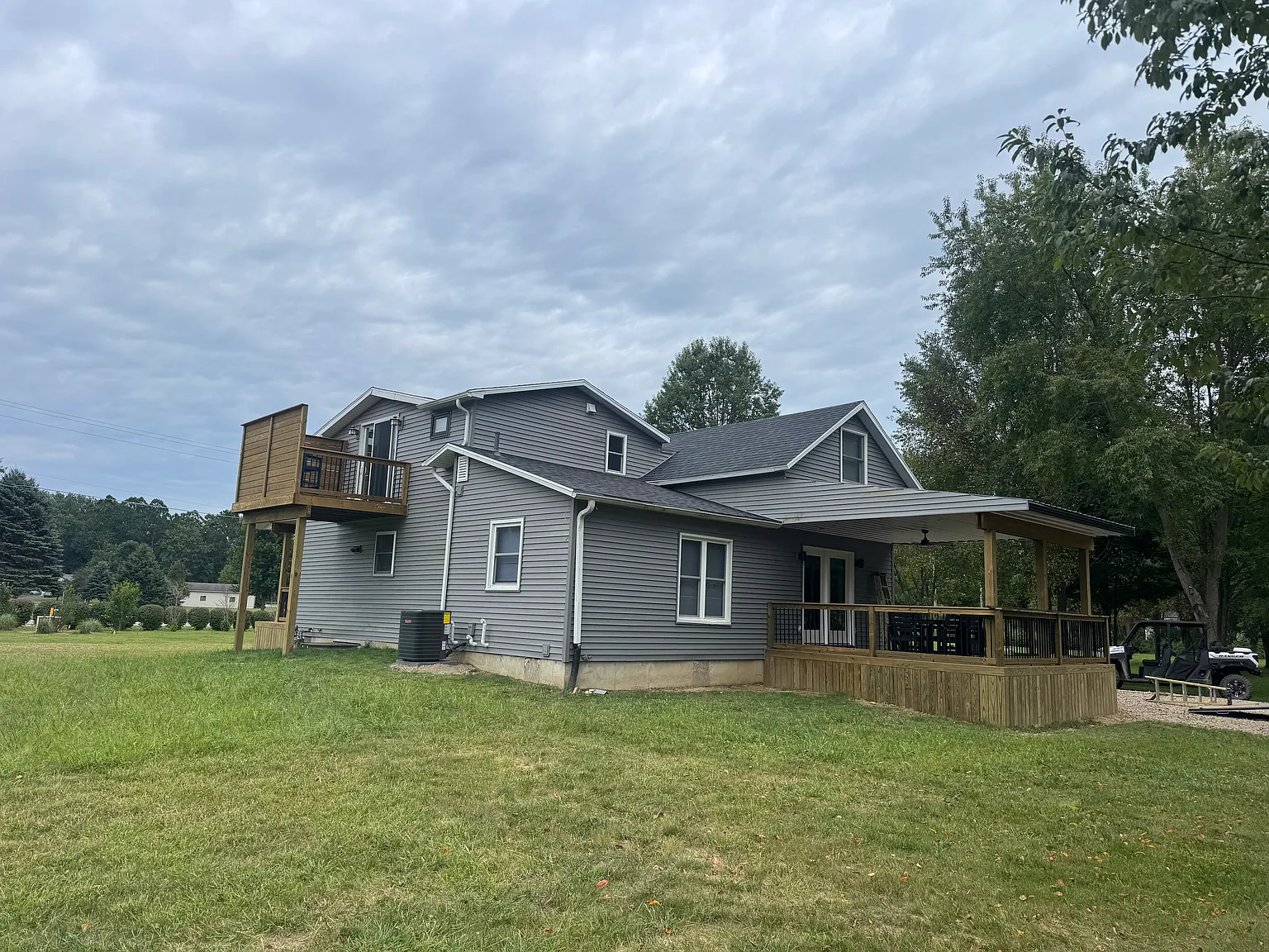 5 bed, 1800 sqft, $3,000 — Photo 3