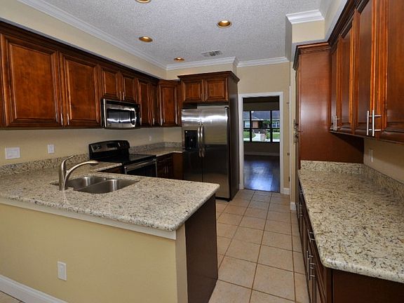 4th image of 4326 Falling Leaf Ct