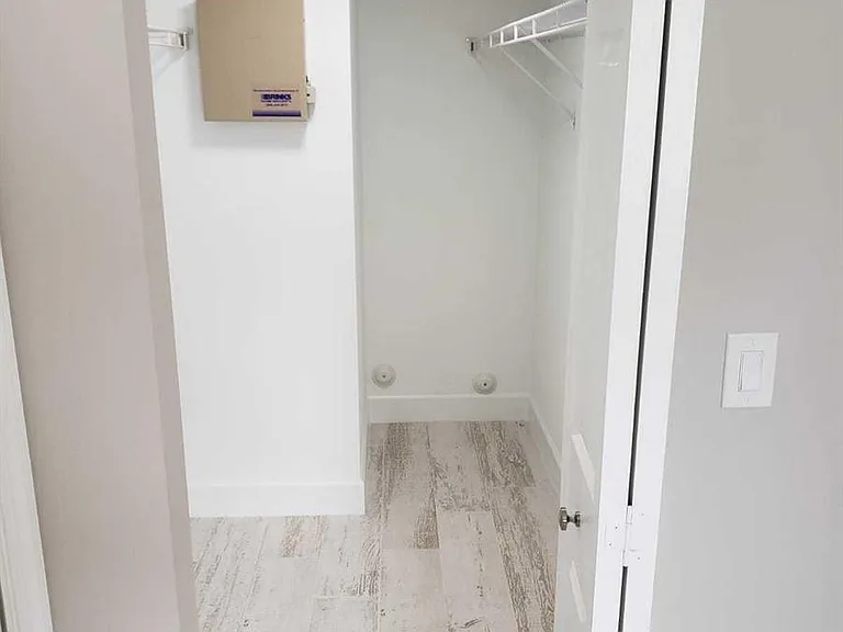 3512 Briar Bay Blvd #105 — Photo 8