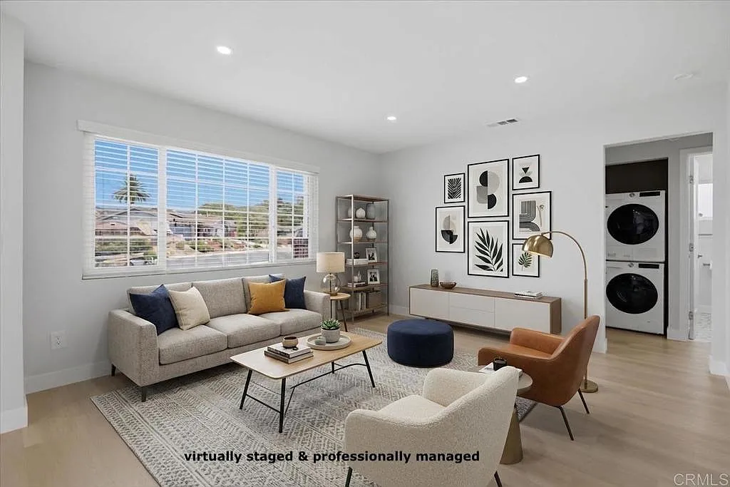 4 bed, 1384 sqft, $6,500 — Photo 3