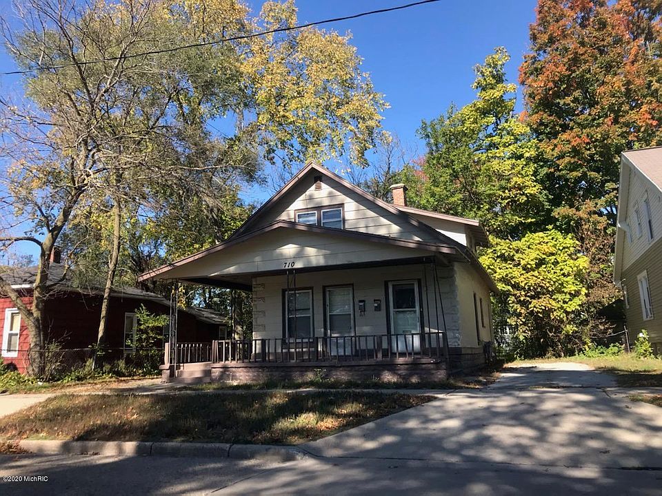 1st image of 710 Catawba Ave #2