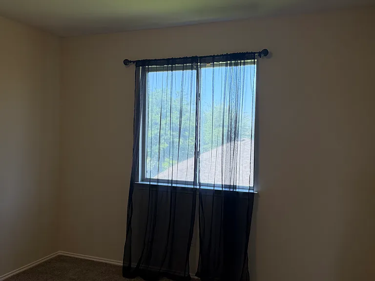 5641 Liberton Ln — Photo 4
