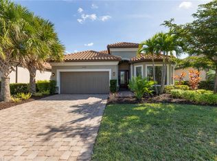 8842 Vaccaro Ct, Naples, FL 34119