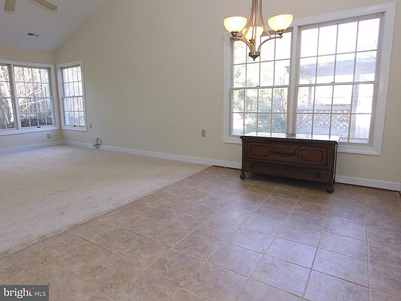 4th image of 11467 Charleston Ct