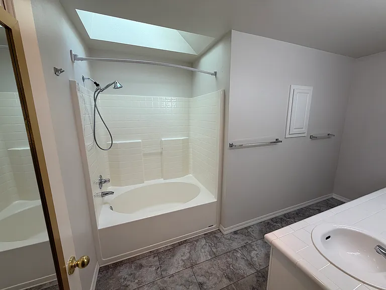 4604 160th Pl SW — Photo 15