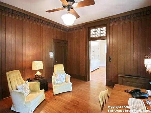 5th image of 214 MORTON AVE